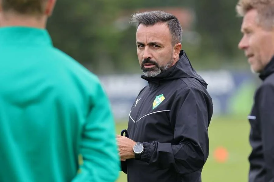 Carlos Vaz Pinto