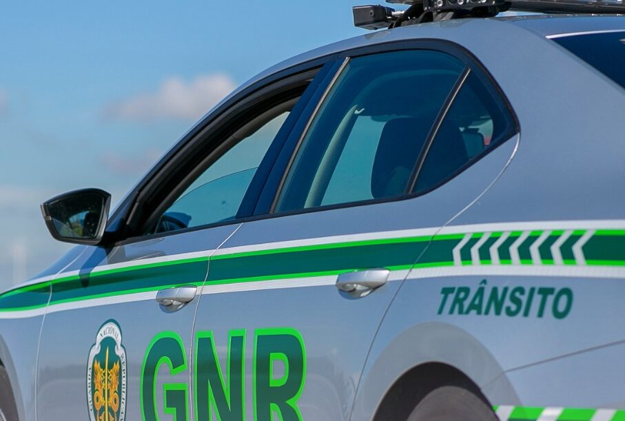 Op roadpol telemóvel