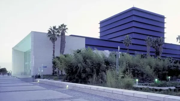 Teatro Camões