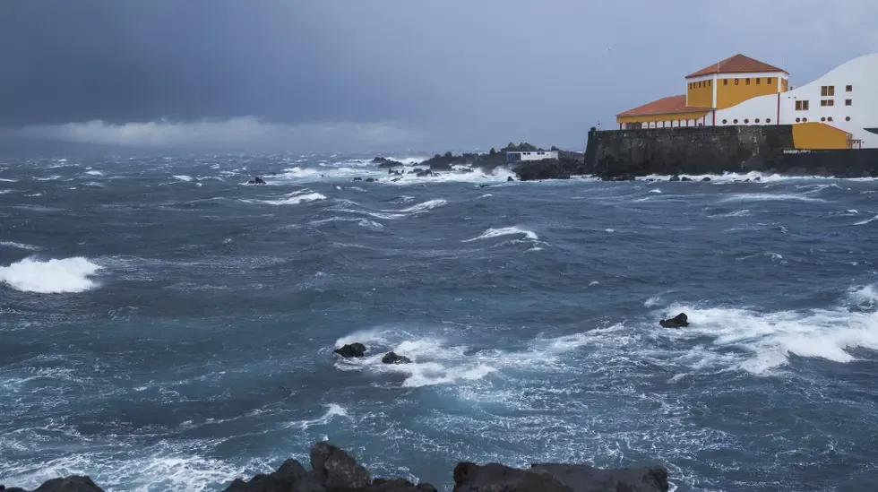 Sun in Portugal, rain in the Azores: São Miguel and Santa Maria under yellow warning - Diário de Viseu