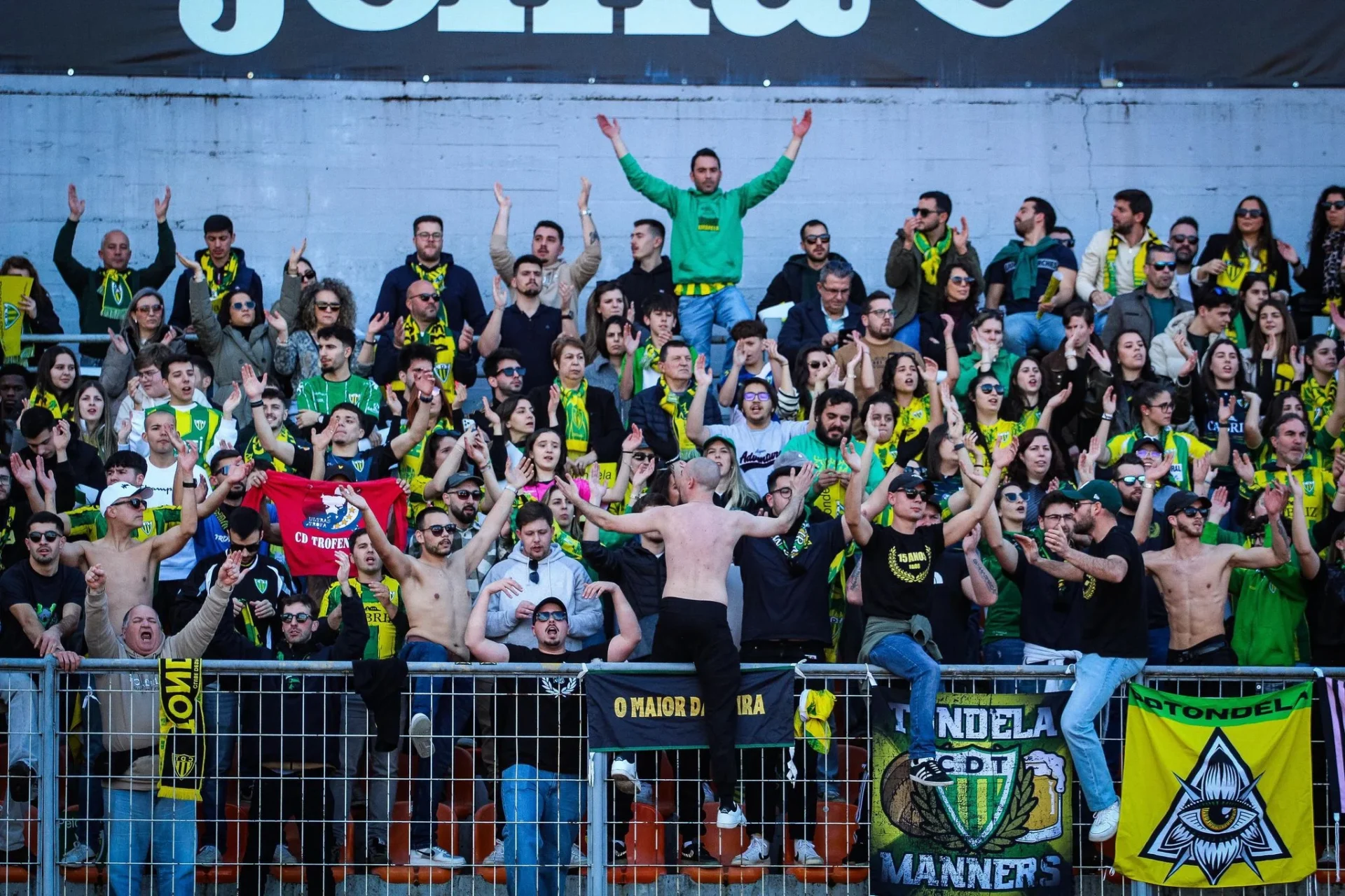 Claque Do Tondela