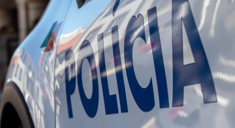 Polícia
