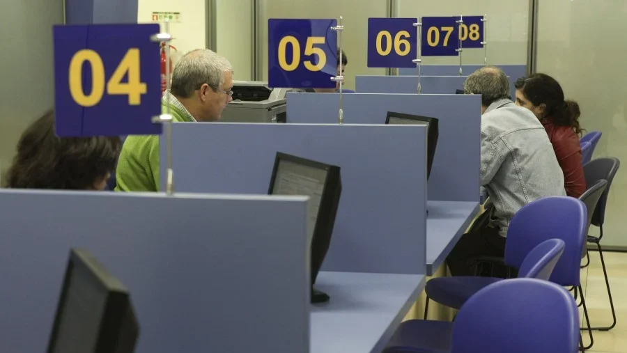 Emprego Administração Pública