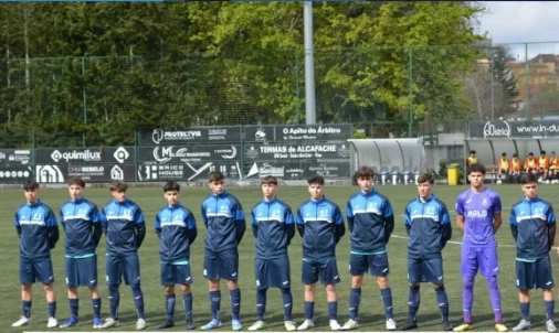 Equipa De Juniores De Santo André Volta Ao Comando Da Fase De Apuramento De Campeão Foto Crc Santo André