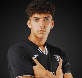 Futebol Juniore Rodrido Soares Marcou O Golo Do Empate Contra O Boavista Foto Académico
