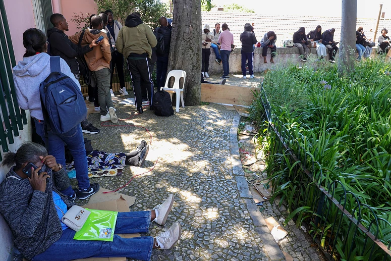 Imigrantes Na Rua
