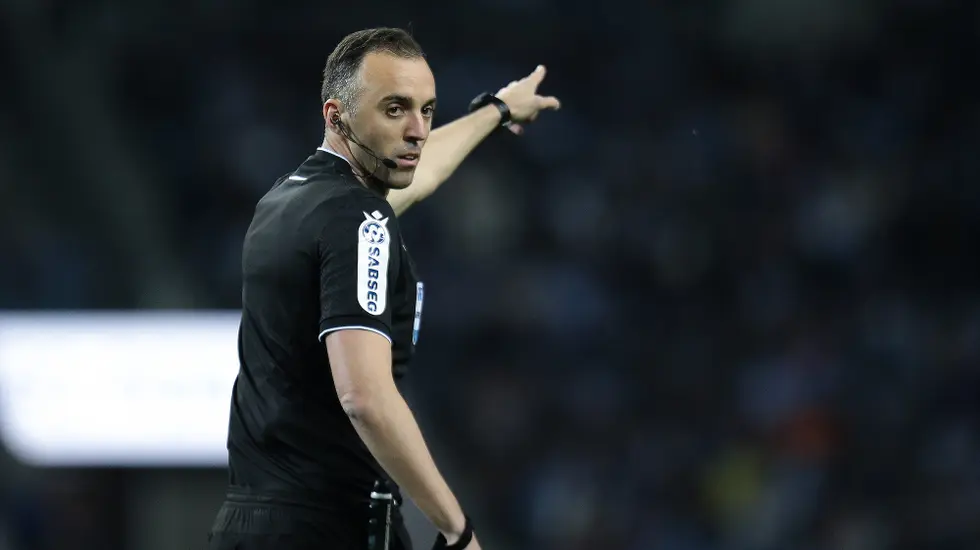Pinheiro Arbitro
