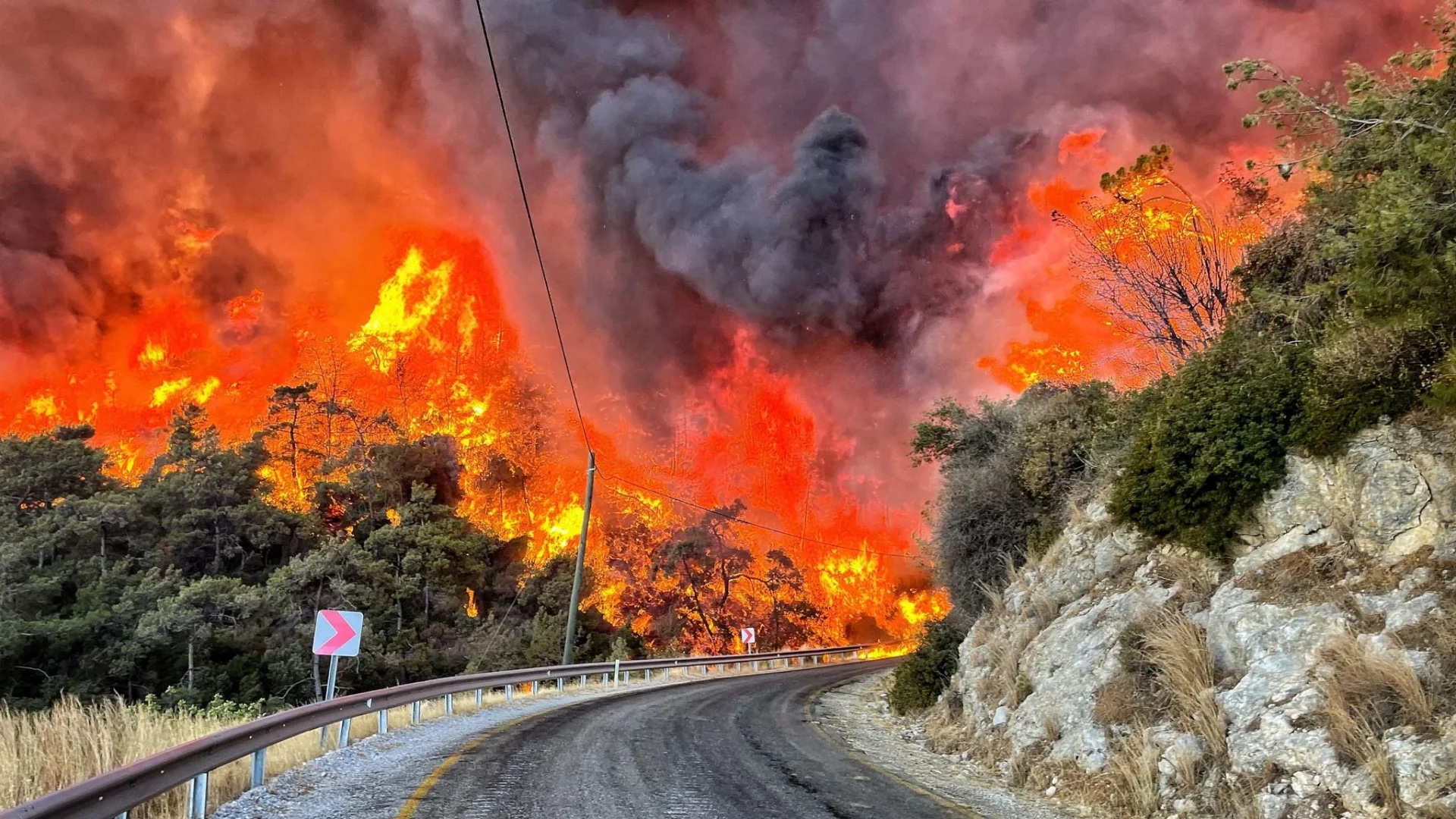 Skynews Fire Turkey 5466302
