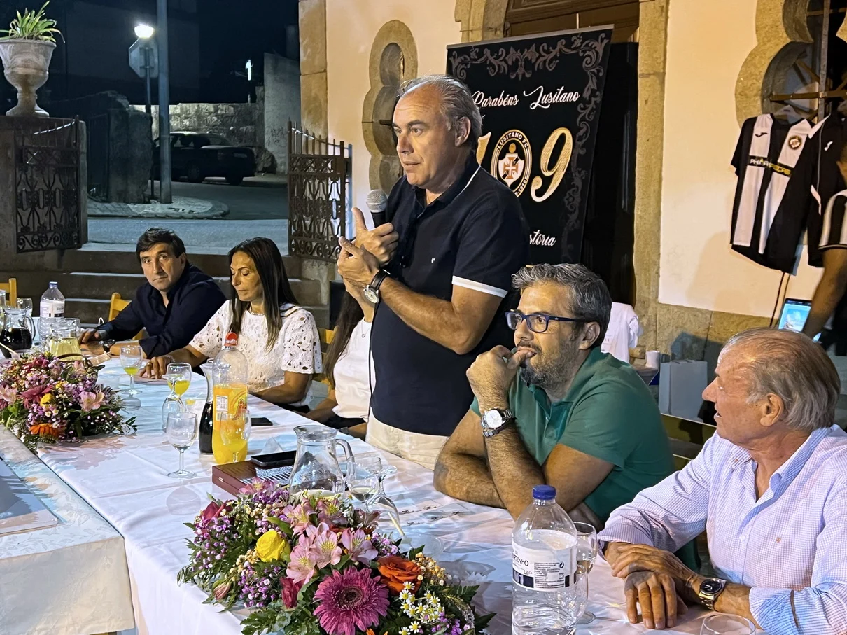 Aniversário Lusitano Presidente Do Clube Alertou Para A Situção Dramática Em Termos Financeiros Foto Silvino Cardoso Resize