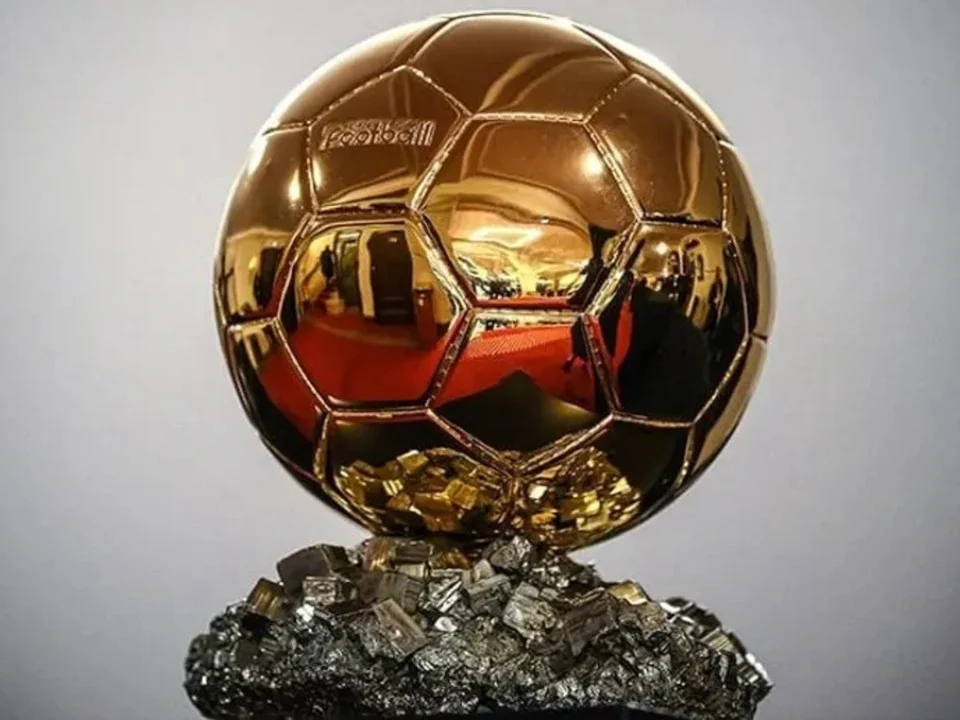 1010 Bola De Ouro