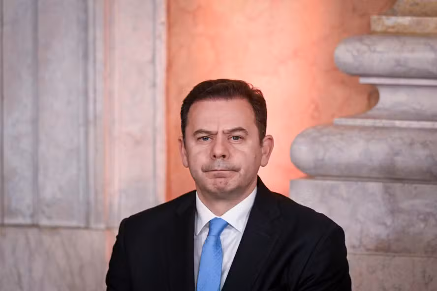 106448450 Portuguese New Prime Minister Luis Montenegro L Looks On During The Swearing In Ceremony O
