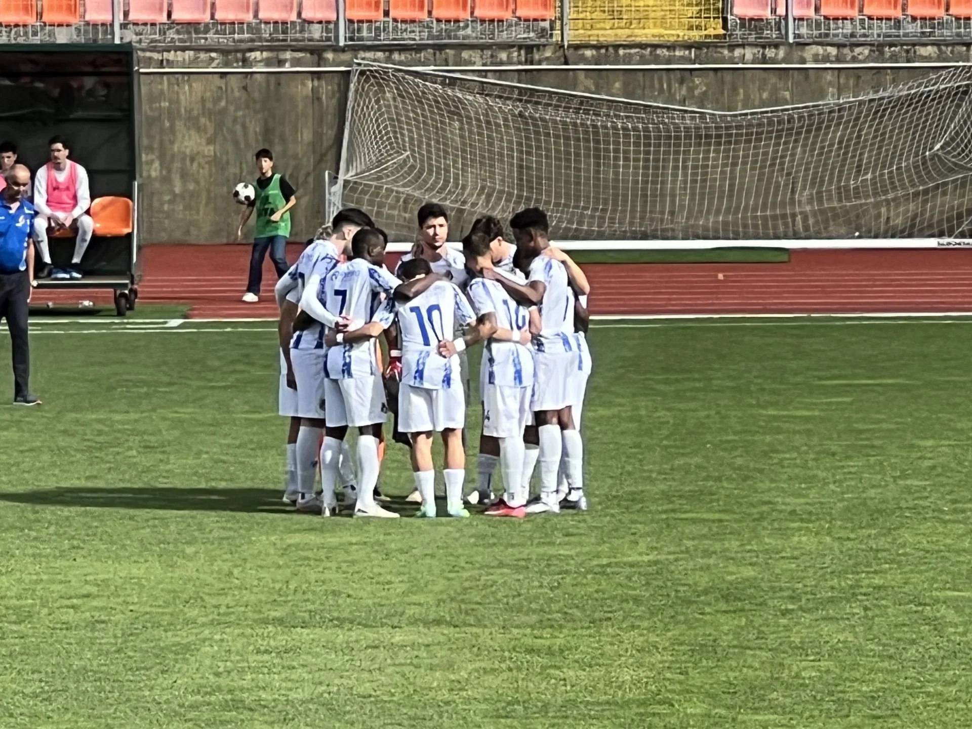 Af Viseu Taça Sócios De Mérito Cf Carregal Do Sal é O Atual Detentor Do Troféu De 2024 2025 Foto Cfcs