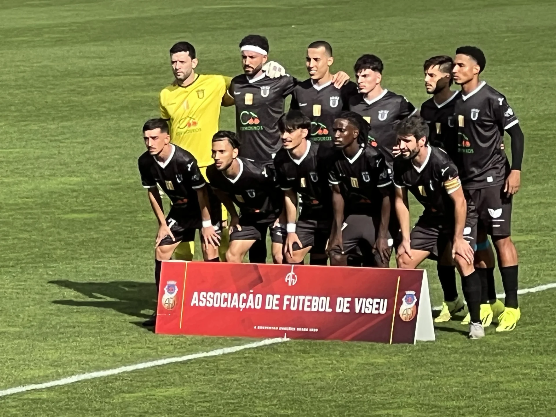 Futebol Campeonato De Portugal Gd Resende Ainda Não Perdeu Não Perdeu Foto Silvino Cardoso