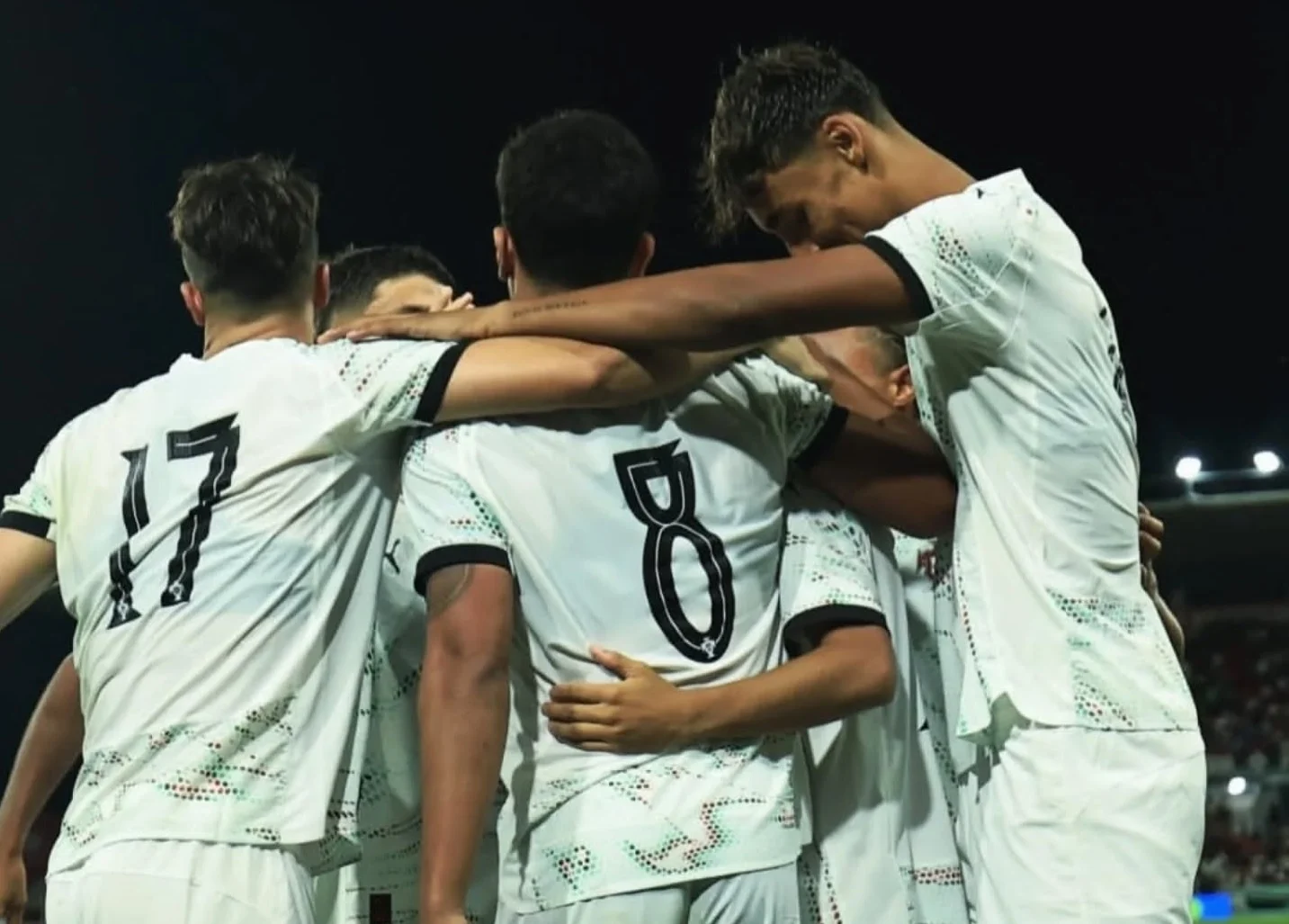 Futebol Nacional Sub 15 Cracks De Lamego Disputa O Académico De Viseu Na Jornada Inaugural Foto Cracks Lamego
