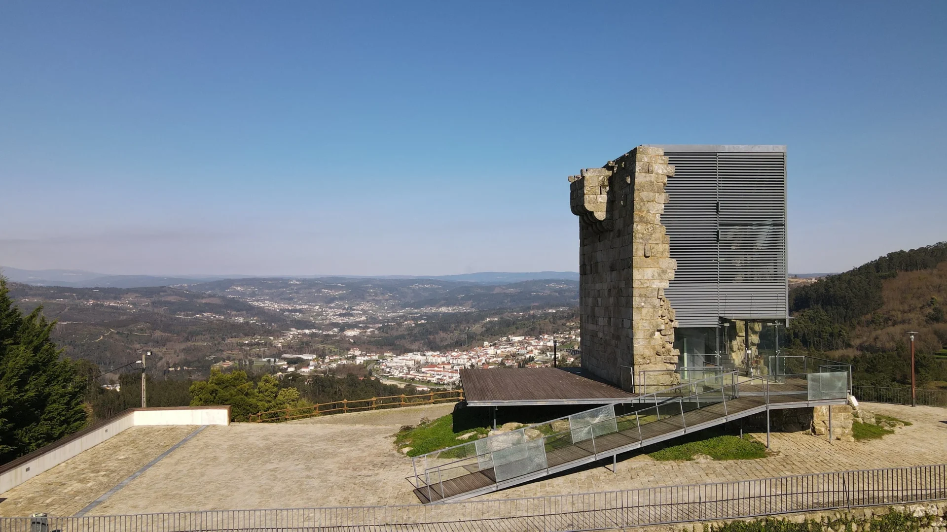 Paços De Vilharigues