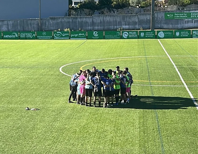 Af Viseu Gd Oliveira De Frades Vebce Por 10 0 A Equipa De Oliveira Do Douro Em Sub 23