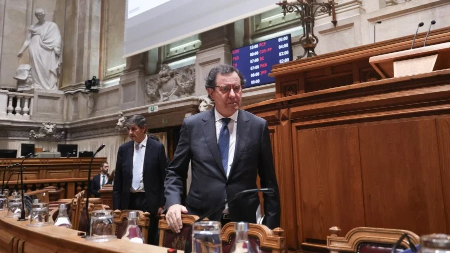 Castro Almeida Min