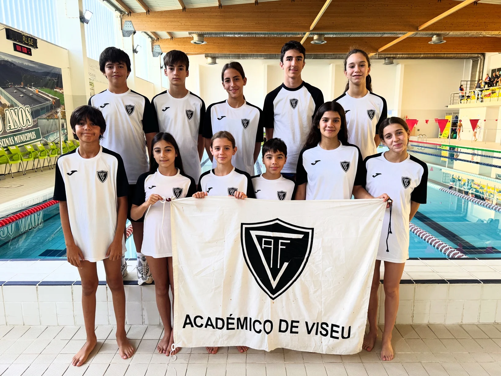 Natação académico
