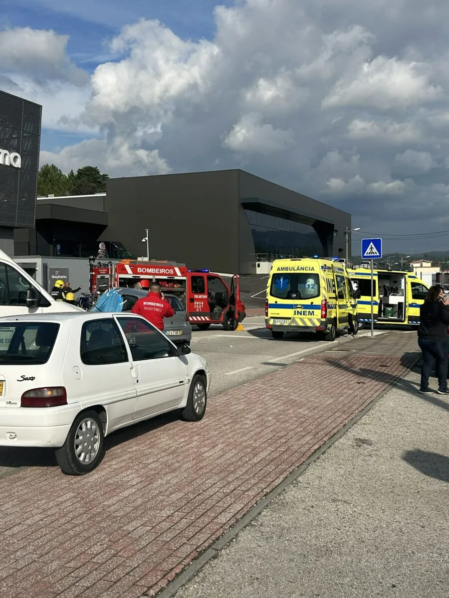 Acidente Motocilista Morto Estrada De Eiras