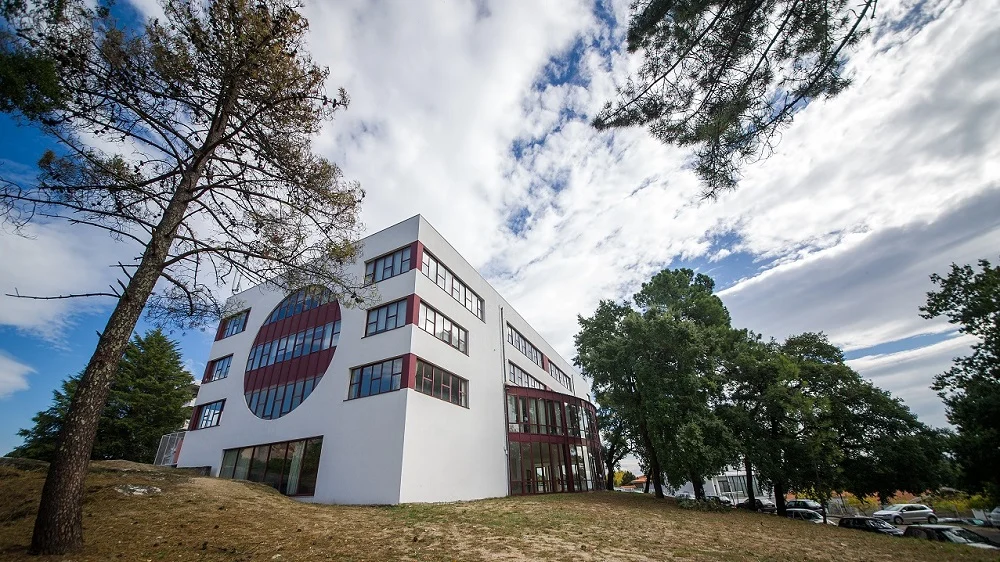 Incubadora Vissaium Xxi Em Viseu