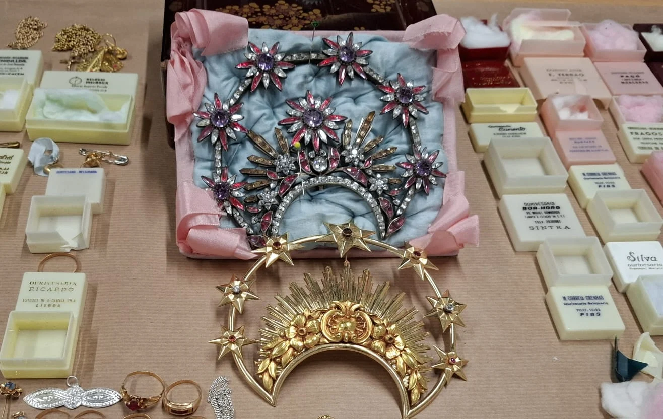 Peças Desaparecidas Do Santuário De Nossa Senhora Daires