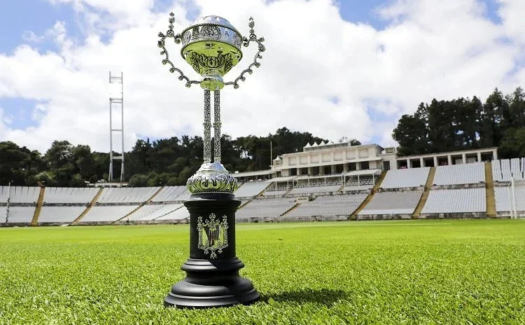 Ta&ccedil;a De Portugal