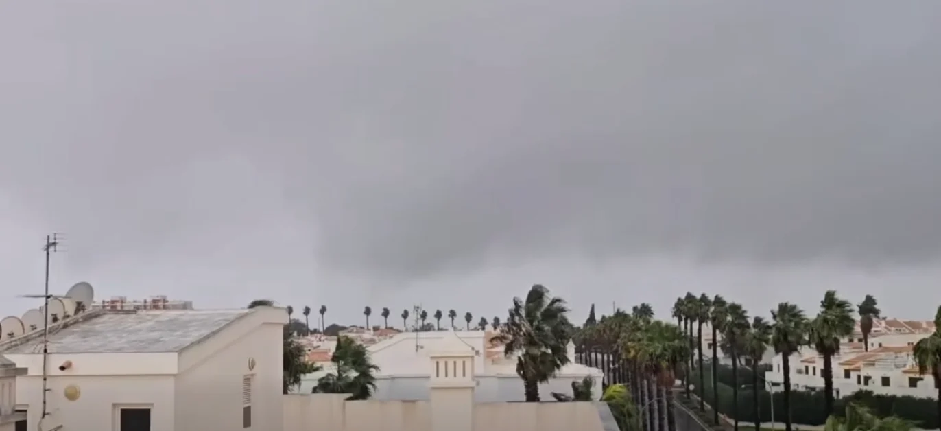 Tornado Albufeira