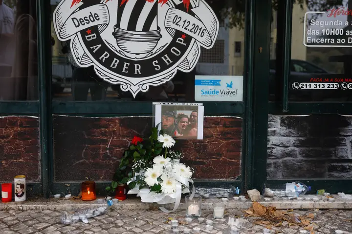 Homicida Em Barbearia