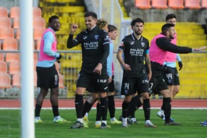 Academico De Viseu Oliveirense 13