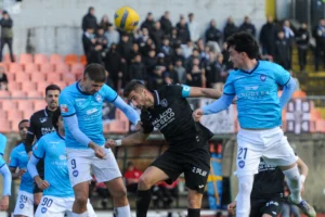 Academico De Viseu Oliveirense 6