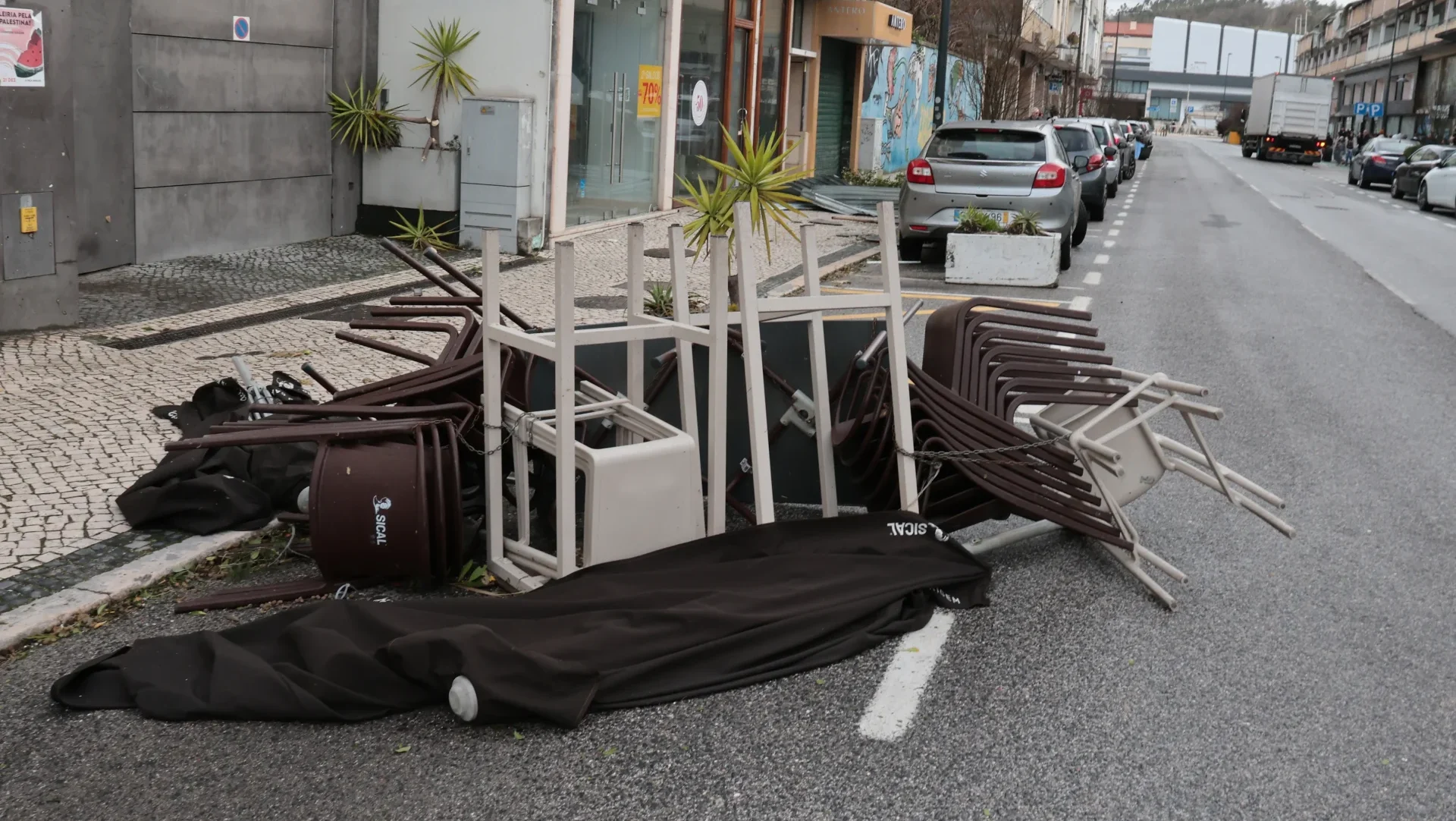 Destruição Total Em Leiria 4