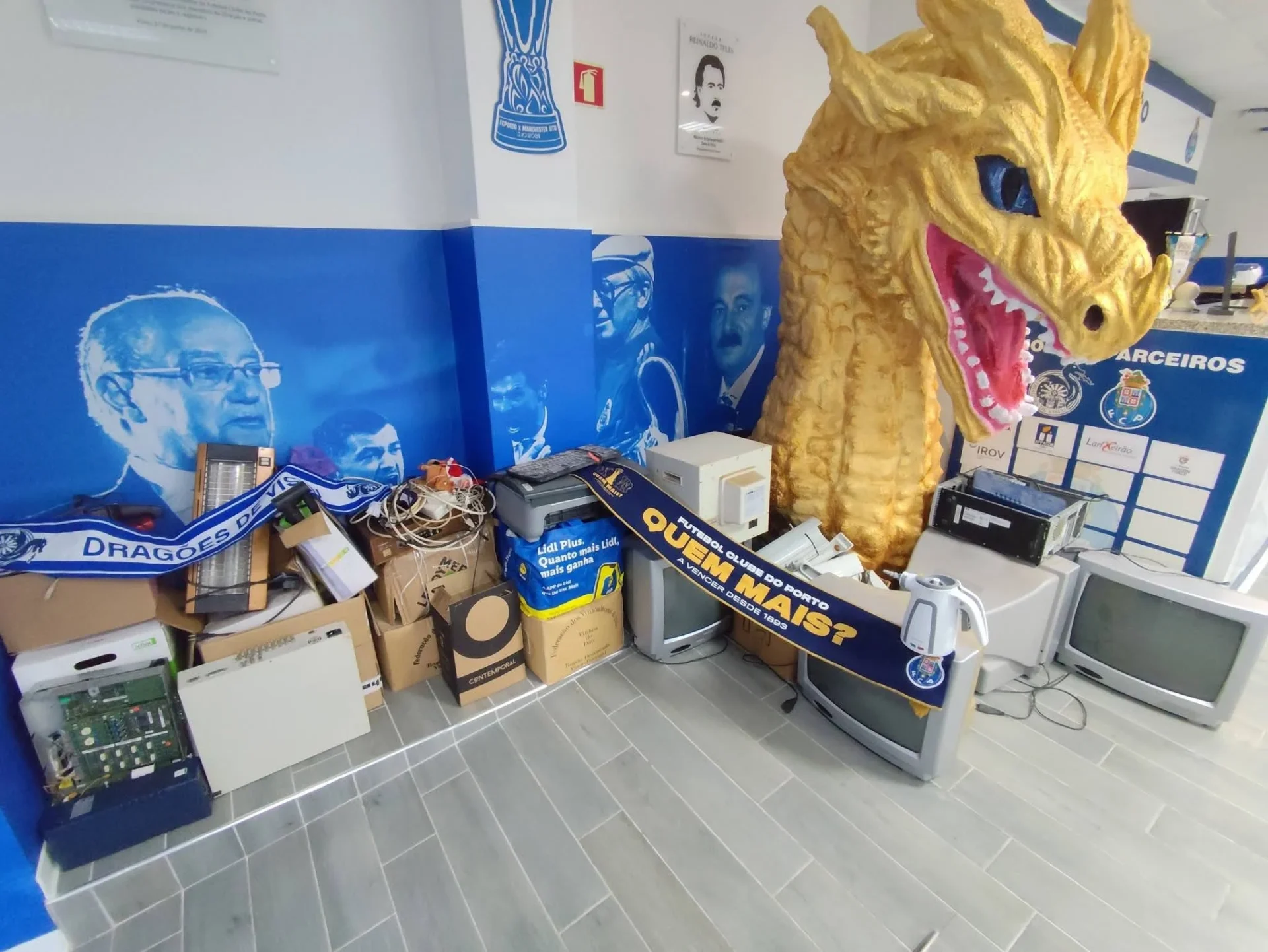 Casa Fc Porto Donativos Banco