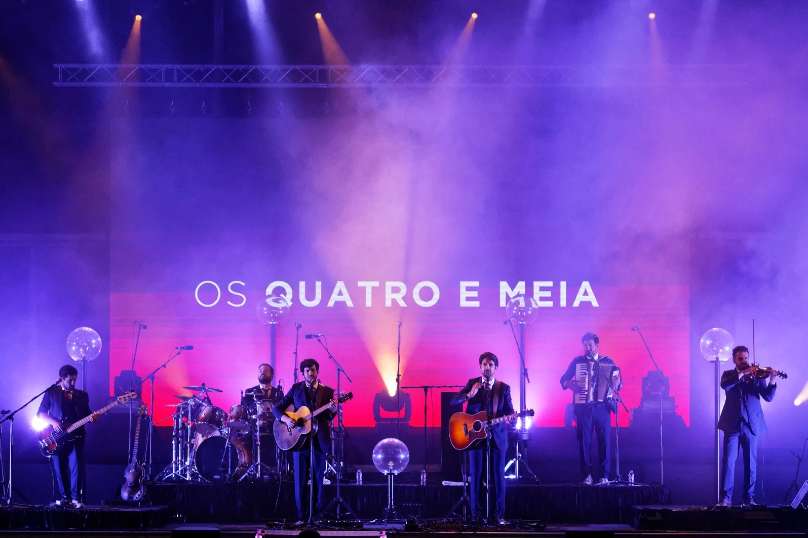 Os Quatro E Meia Feira De Sao Mateus