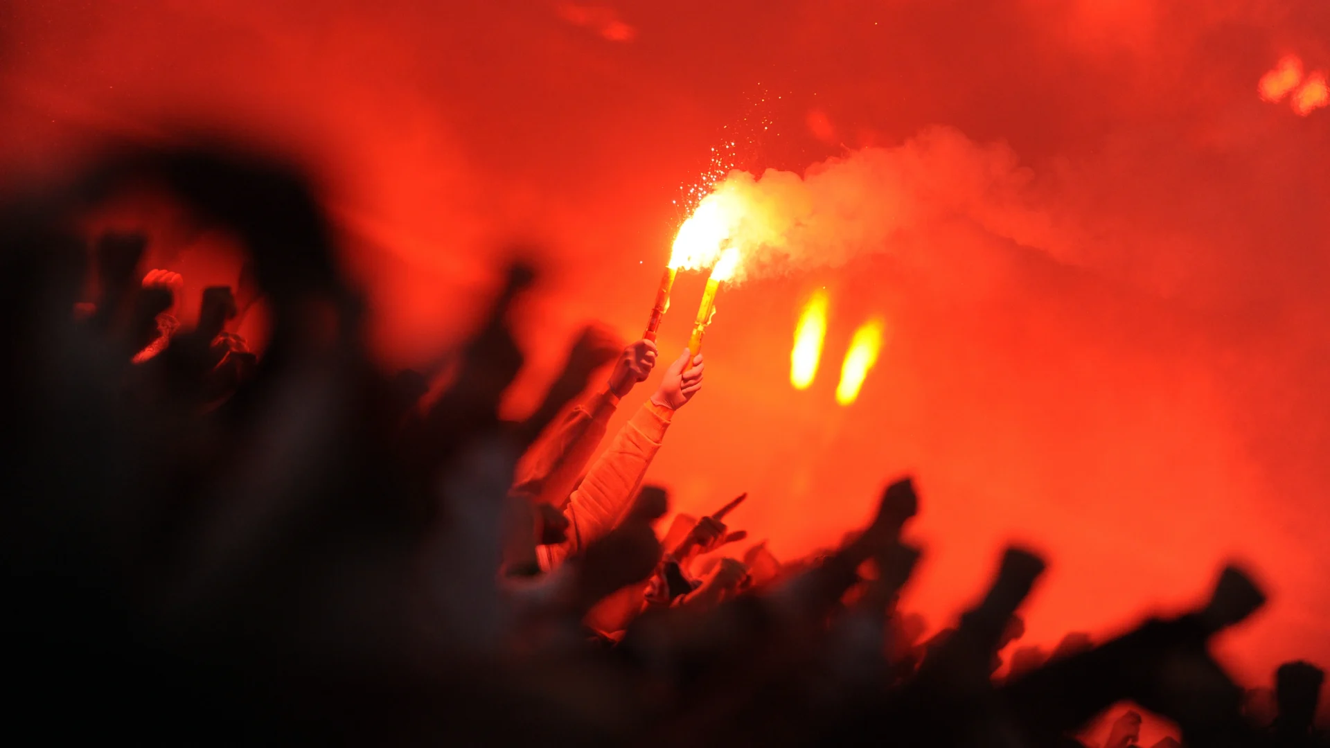 Pirotecnia Futebol Ilegal Petardos
