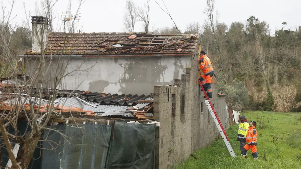 Reconstru&ccedil;&otilde;es Ap&oacute;s Comboio Tempestade Kristin