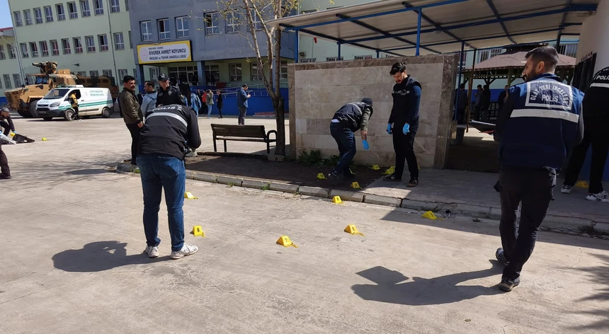 Ataque A Escola Na Turquia