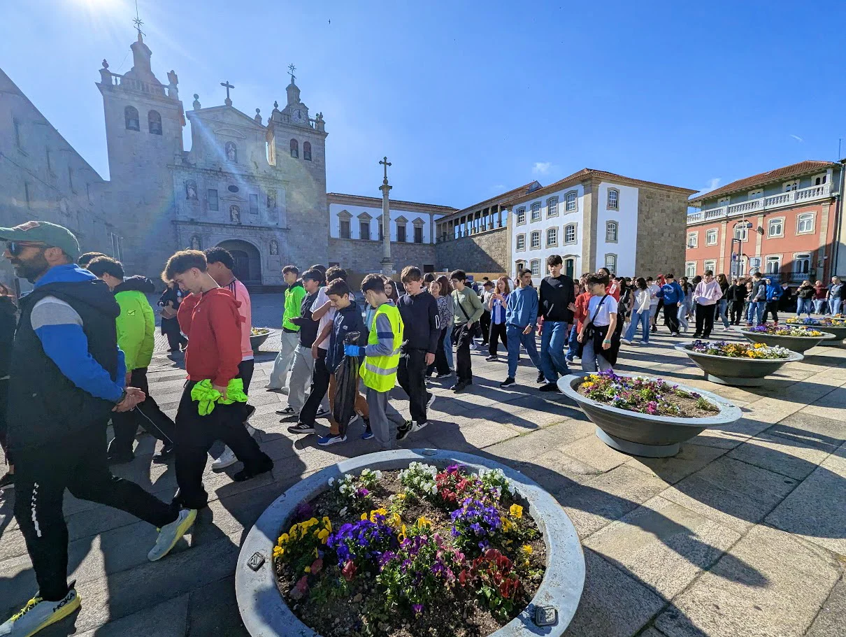 Caminhada Solidária Esen4