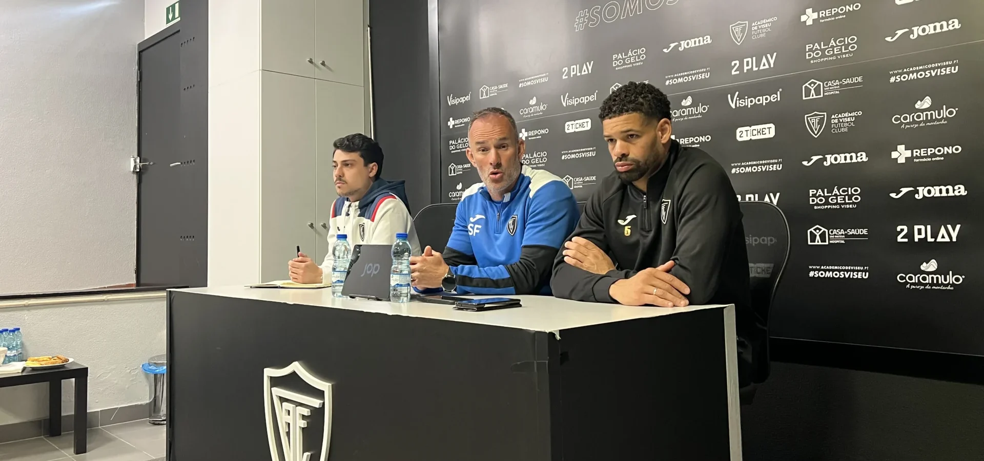 Foto Da Conferência De Imprensa