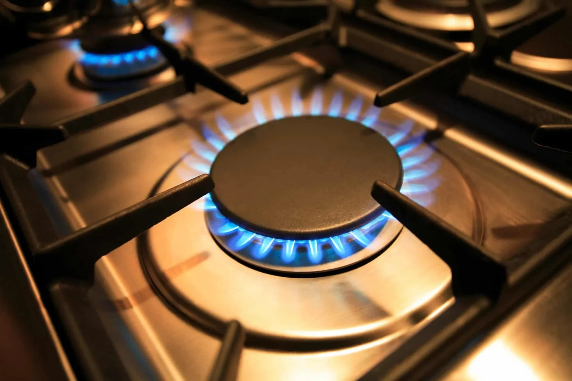 Gas