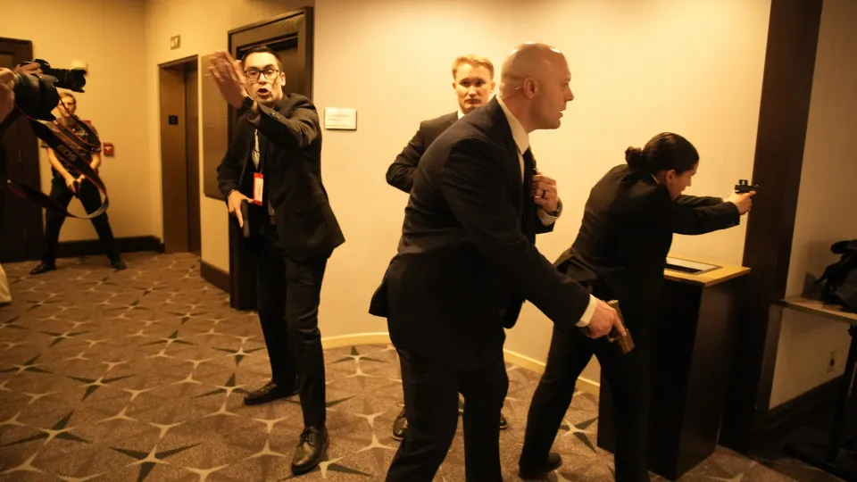 Incidente Com Trump Jantar