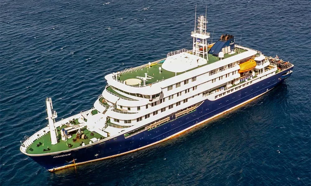 111 Navio Hondius