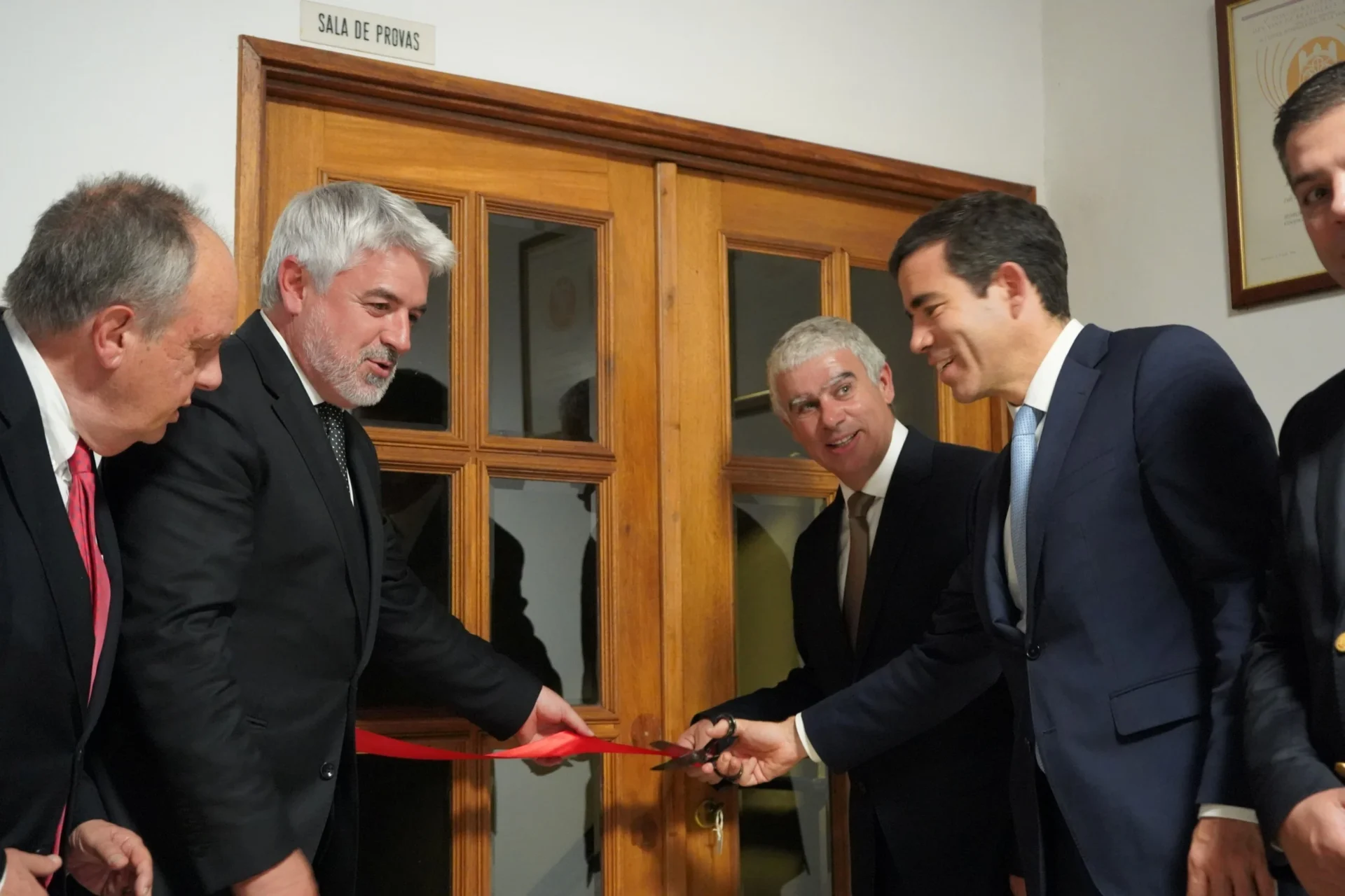 Inauguração Espaçoudaca Corte De Fita