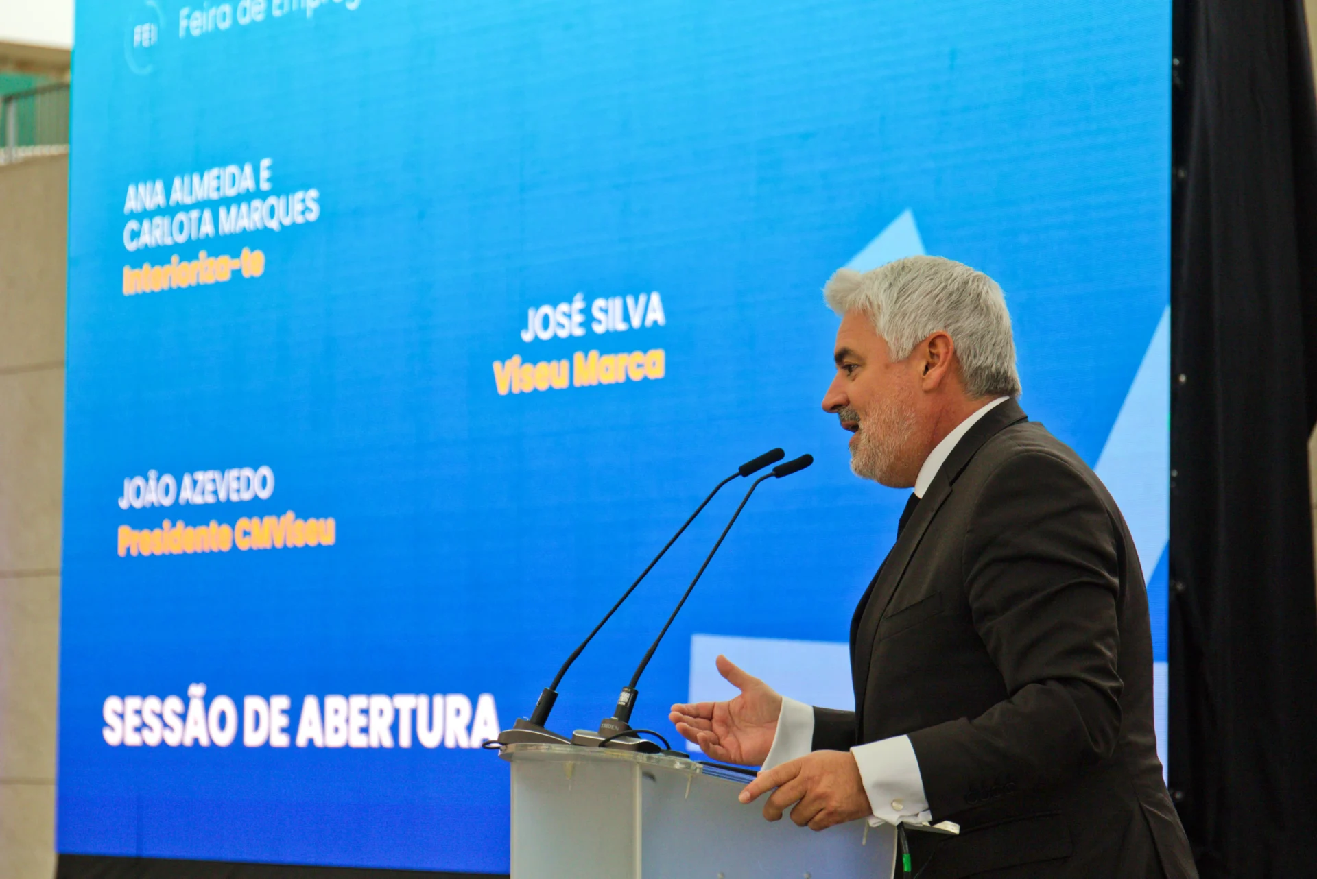 Jo&atilde;o Azevedo Feira