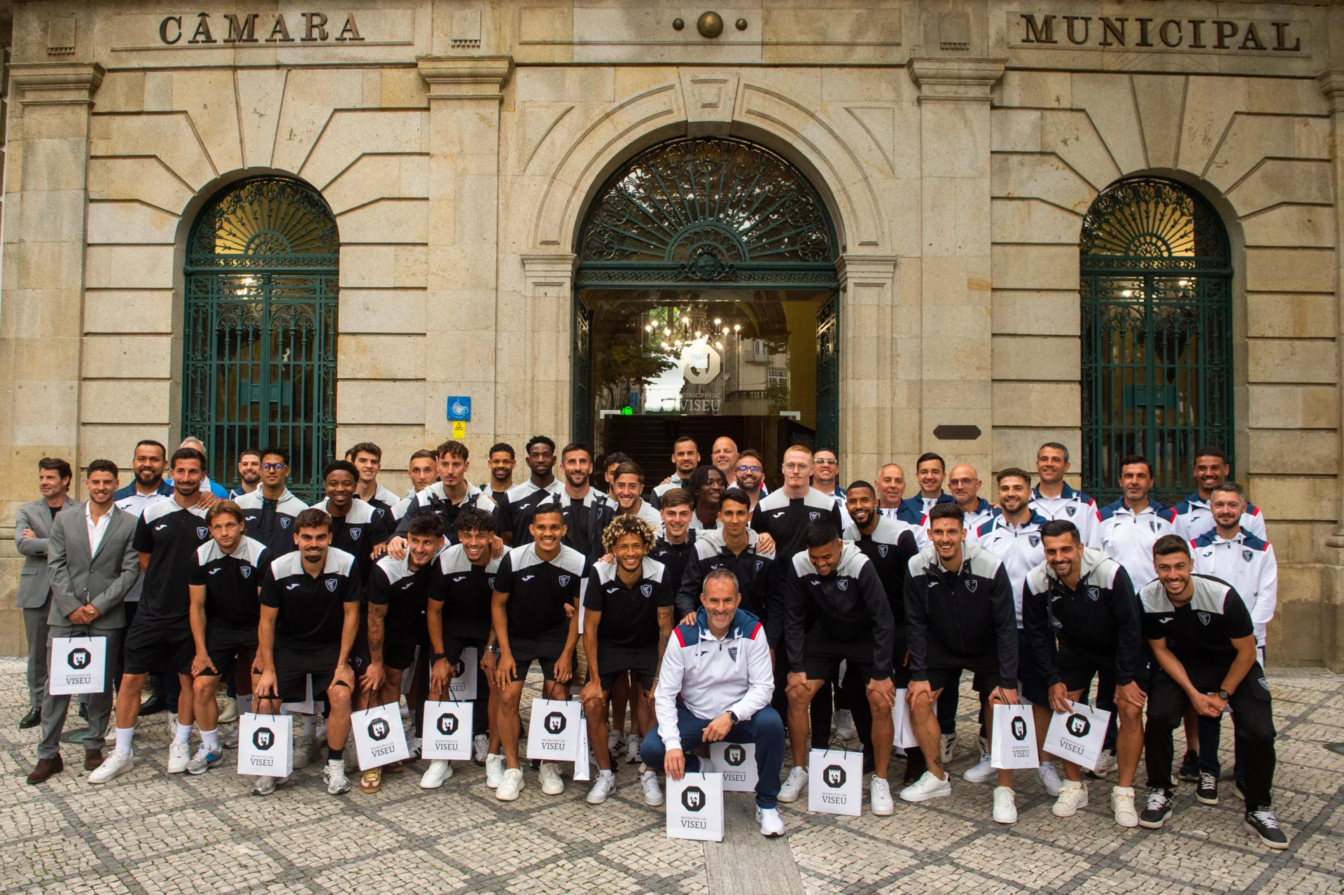 Rece&ccedil;&atilde;o Acad&eacute;mico De Viseu Rdc 6