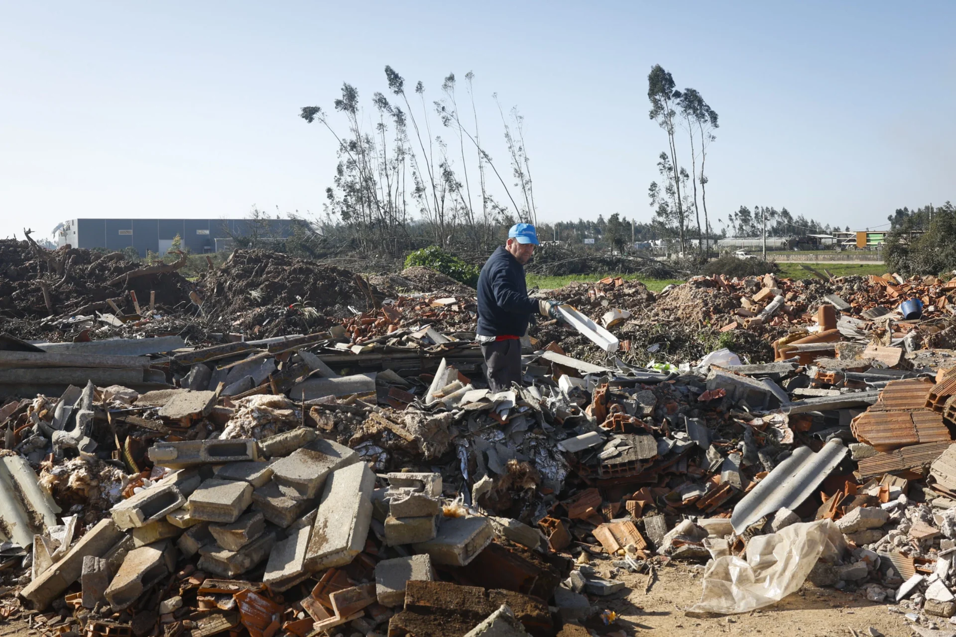 Destruição Total Habita