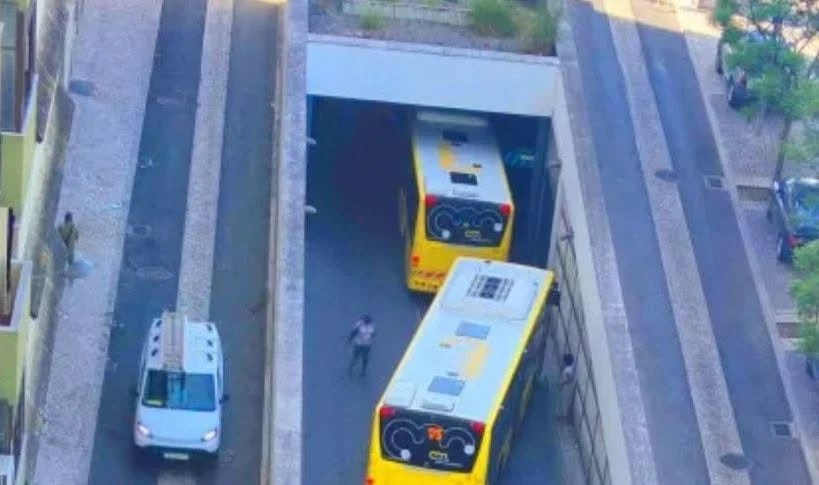 Acidente Autocarro