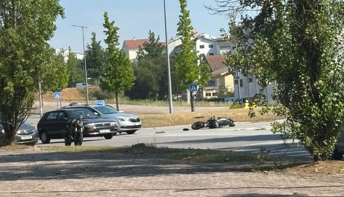 Acidente Na Avenida Da Europa