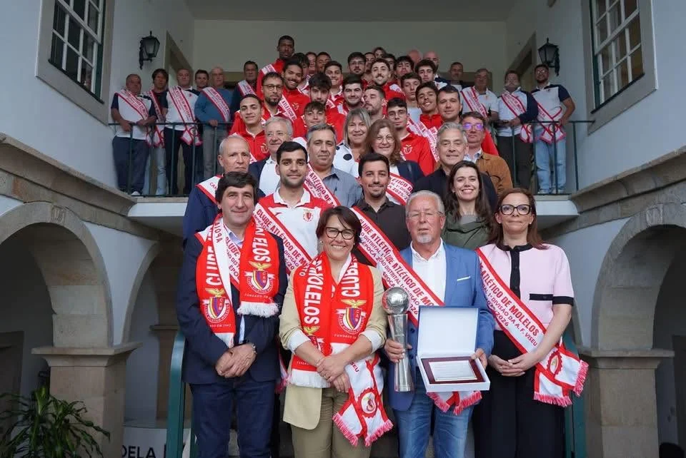 Câmara Municipal De Tondela Homenageou O Ca Milelos Pela Subida E Título De Campeão Foto Cam