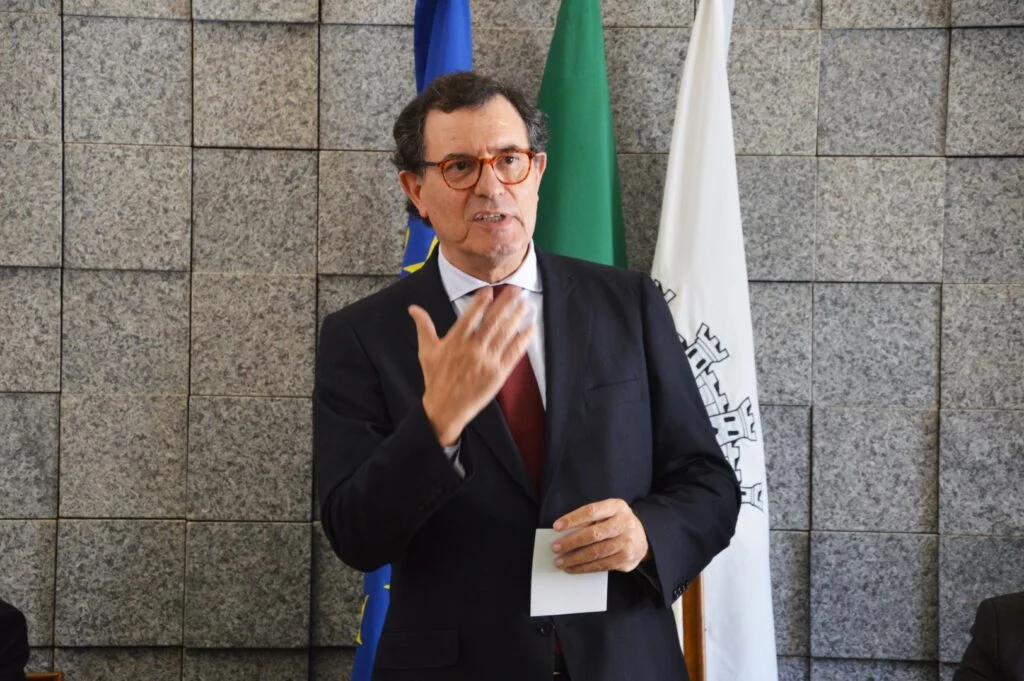 Castro Almeida Ministro Coesão