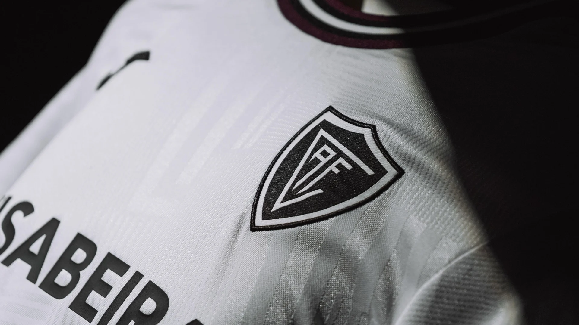 Equipamento Alternativo Academico